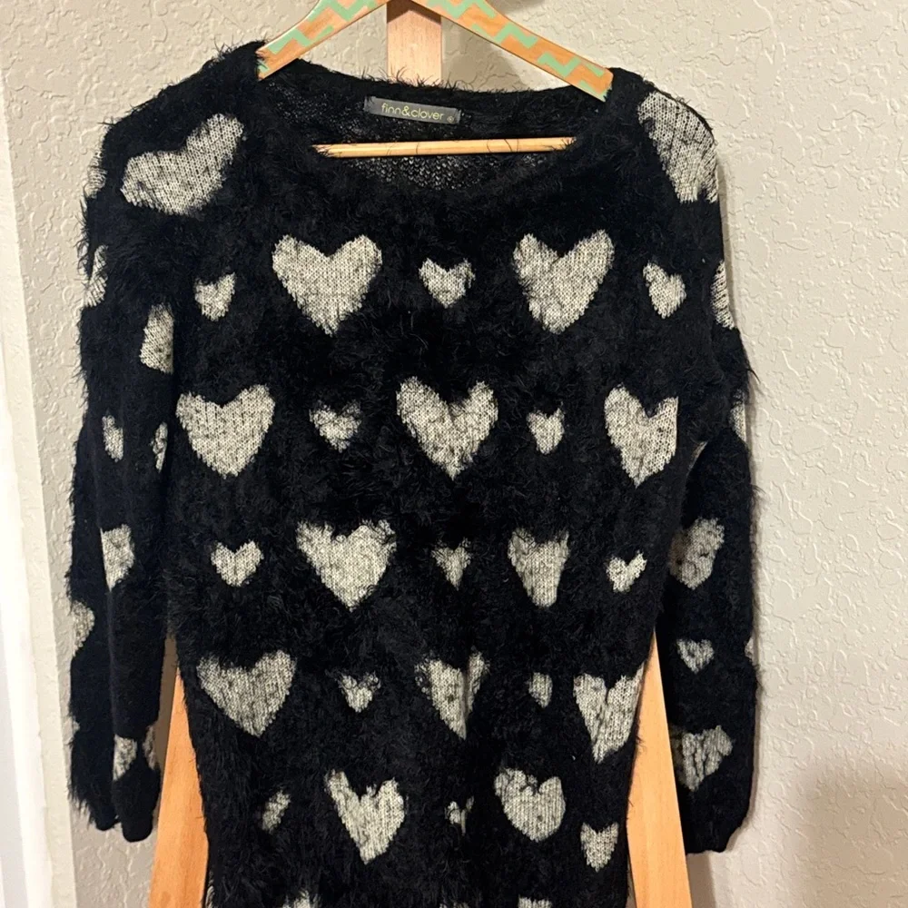 finn & clover Black and Cream Heart Sweater - Picture 3 of 5